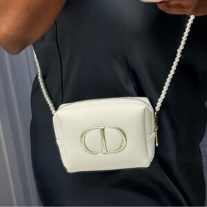 Dior White Cosmetic crossbody Bag